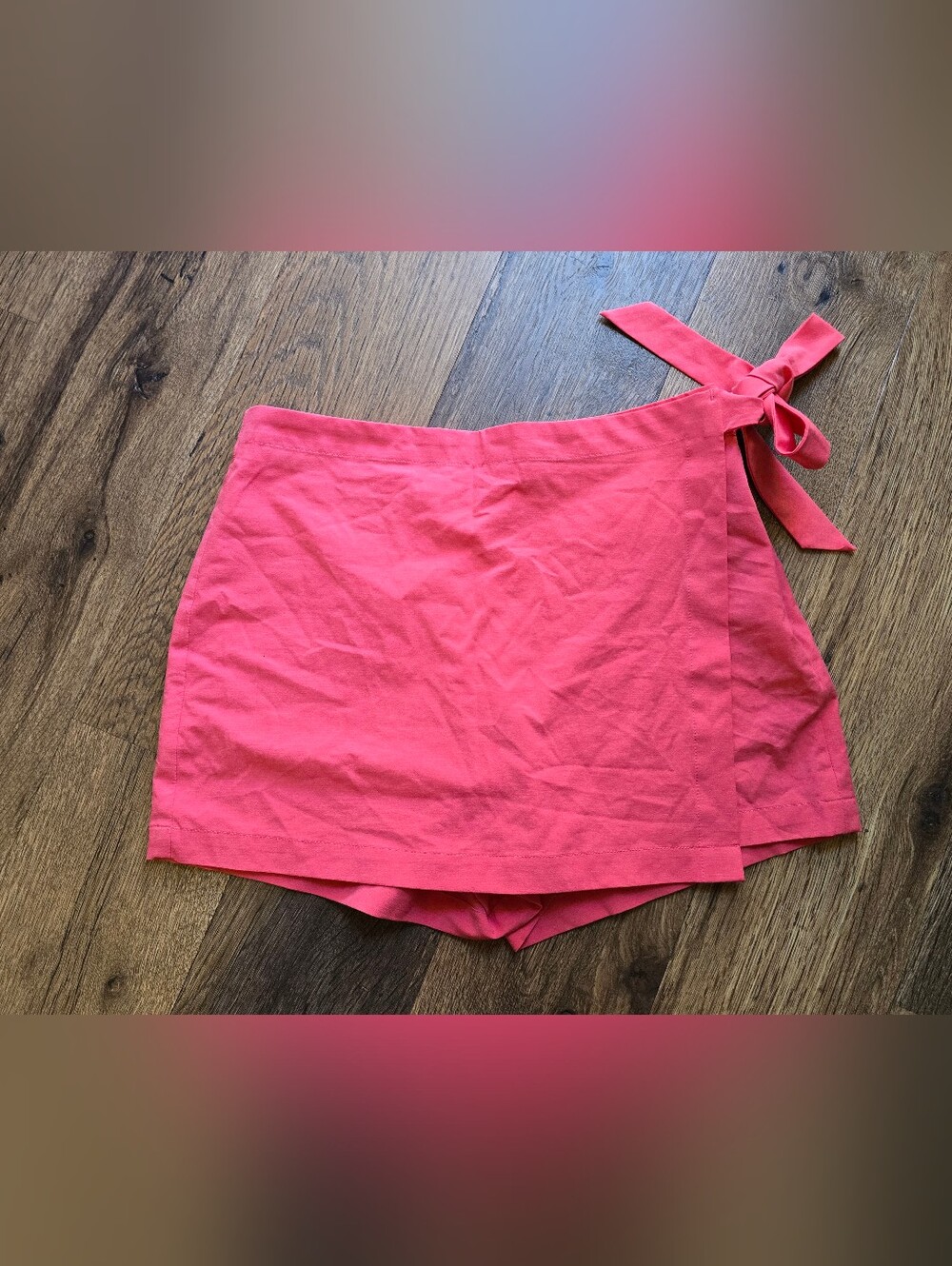 Southern Tide Coral Colored Wrap Skort